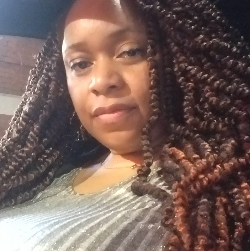 Meet your Posher, Alaina